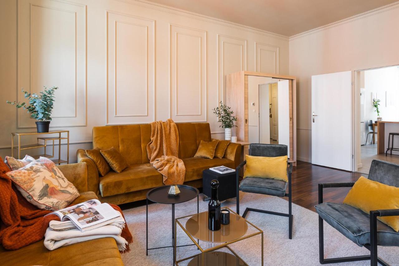 Homely Apartment - Loftaffair Krakau Buitenkant foto